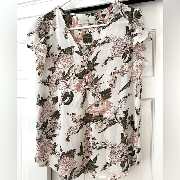 LOFT size small flowered woman’s work shirt. - Picture 2 of 3
